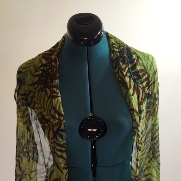 Kenneth Cole Botanical Print Green Silk Scarf - Picture 3 of 9